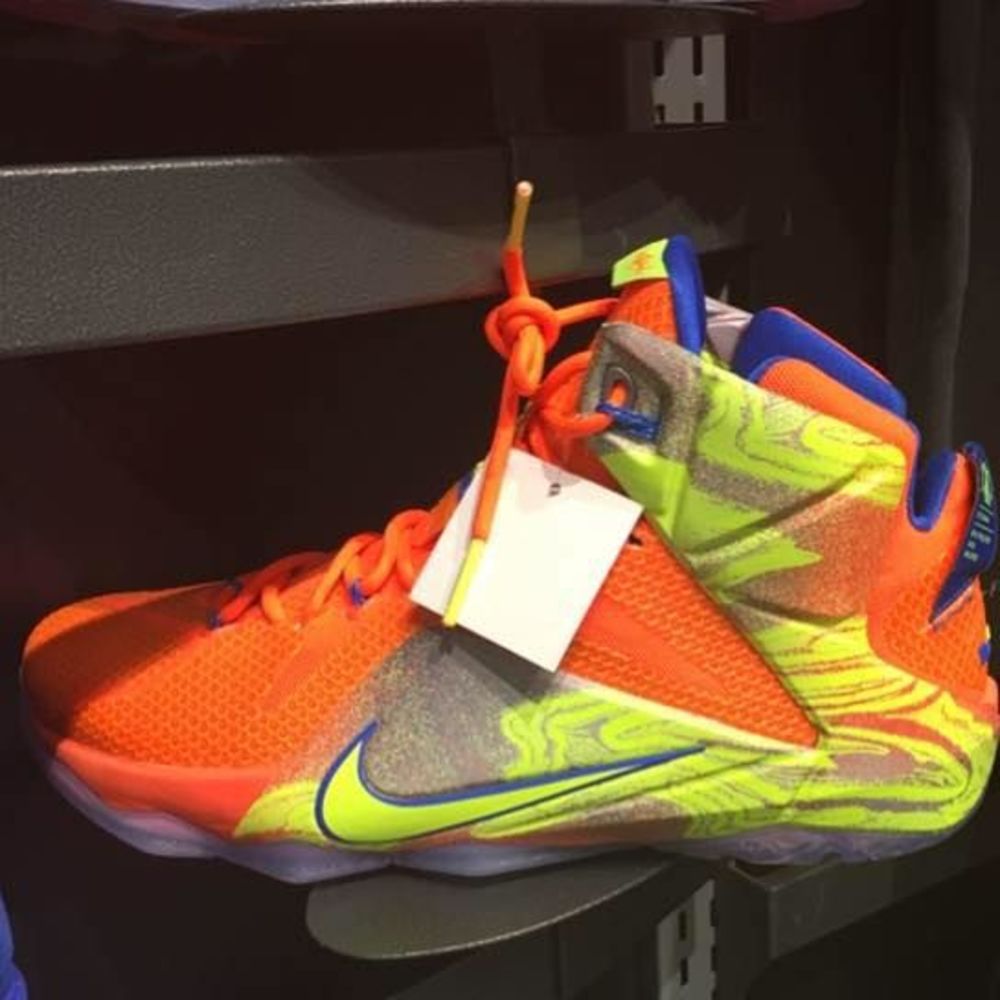 Meet your Posher, Logan